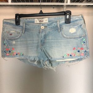 Hollister white wash  jean shorts